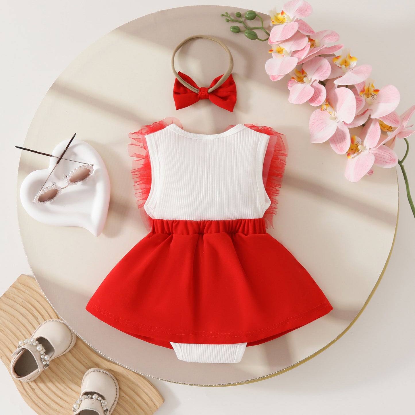 Sweet summer sleeveless mesh big bow triangle dress 0-1 year old baby beaded jumpsuit dress