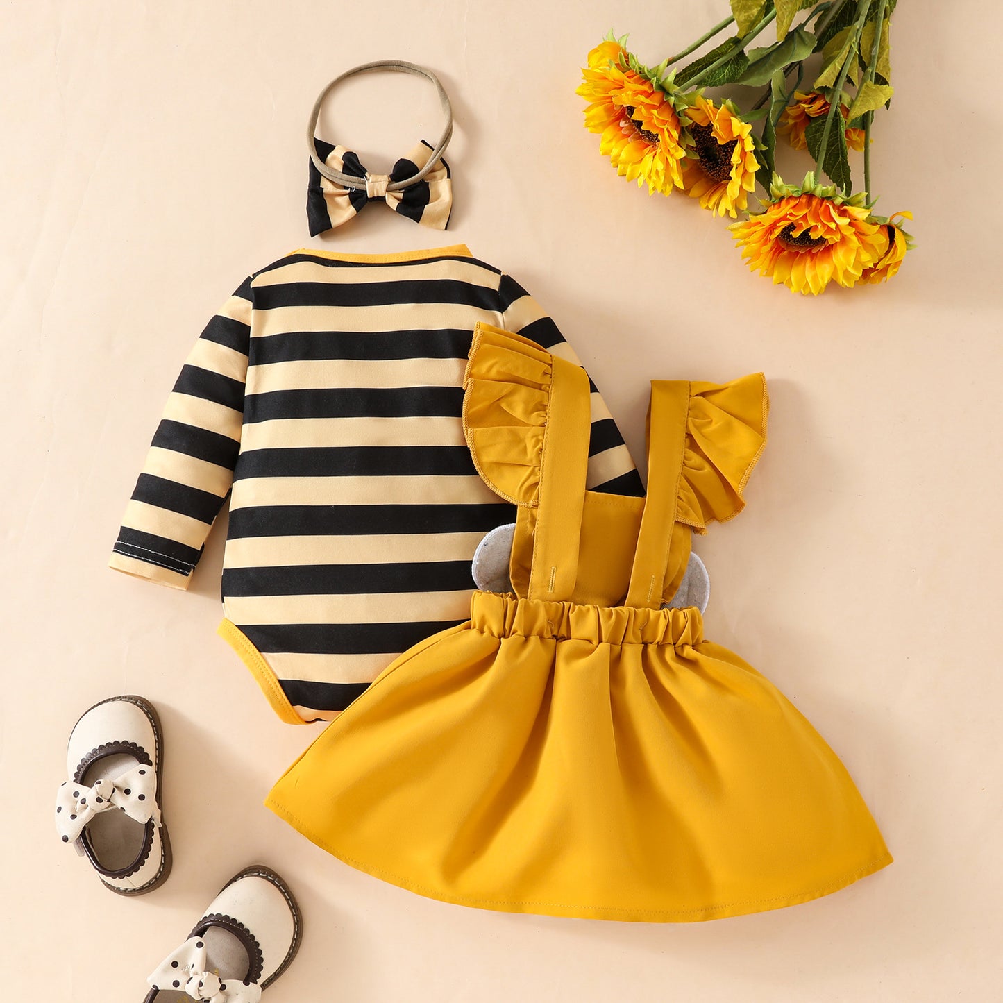 Baby cute little bee striped long-sleeved triangle romper with embroidered chapter suspender skirt autumn and winter skirt suit